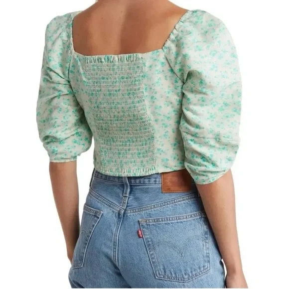 Levi’s Puff Sleeve Floral Crop Top Size Large - Picture 2 of 7